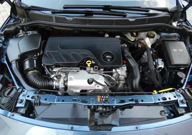 OPEL Astra 1.6 CDTI DPF ecoFLEX Sports TourerStart/Stop Exklusiv