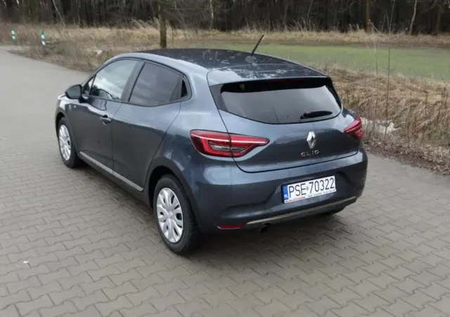 RENAULT Clio 
