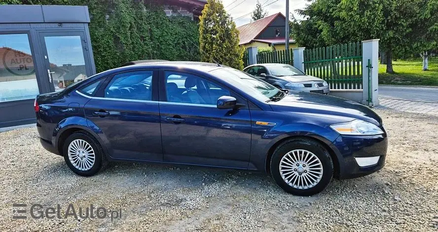 FORD Mondeo 2.0 FF Titanium