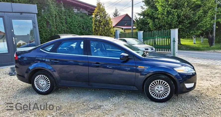 FORD Mondeo 2.0 FF Titanium
