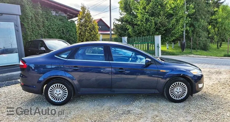 FORD Mondeo 2.0 FF Titanium