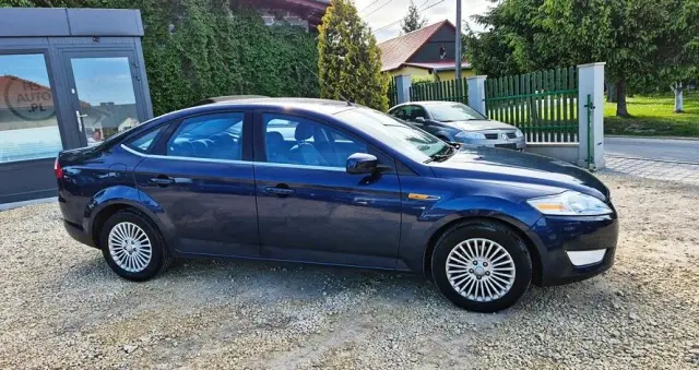 FORD Mondeo 2.0 FF Titanium