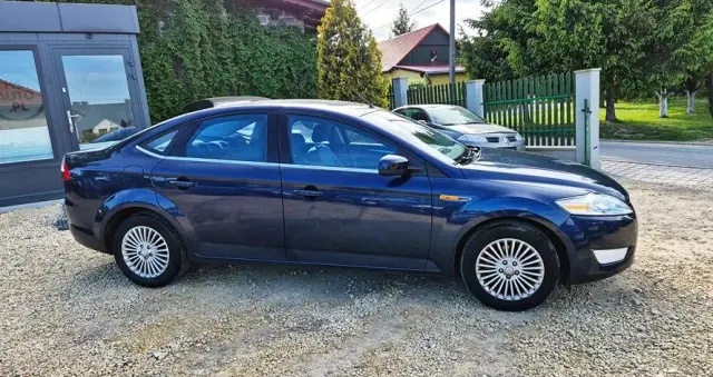 FORD Mondeo 2.0 FF Titanium