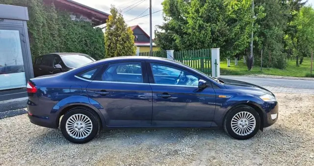 FORD Mondeo 2.0 FF Titanium