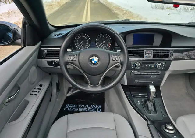 BMW Seria 3 330i M Sport Edition