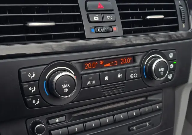 BMW Seria 3 330i M Sport Edition