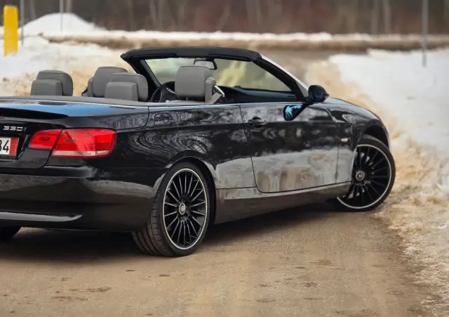 BMW Seria 3 330i M Sport Edition