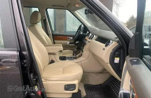 LAND ROVER Discovery 