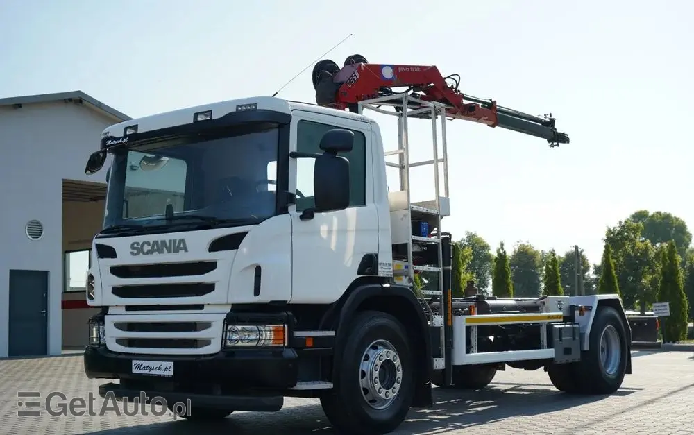 SCANIA P 280 / SIŁOWNIK DO WYWROTU / + HDS HMF 635 / UDŹWIG 1 500 KG / MAX WYSÓW 7 M / STEROWANIE RADIOWE / EURO 6 
