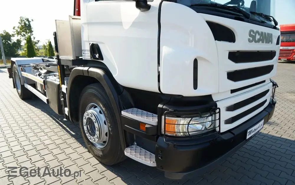 SCANIA P 280 / SIŁOWNIK DO WYWROTU / + HDS HMF 635 / UDŹWIG 1 500 KG / MAX WYSÓW 7 M / STEROWANIE RADIOWE / EURO 6 