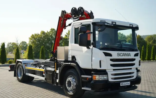 SCANIA P 280 / SIŁOWNIK DO WYWROTU / + HDS HMF 635 / UDŹWIG 1 500 KG / MAX WYSÓW 7 M / STEROWANIE RADIOWE / EURO 6 