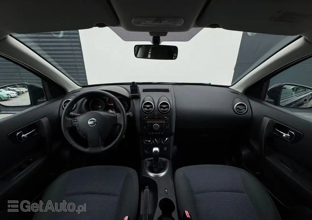 NISSAN Qashqai 1.6 Visia