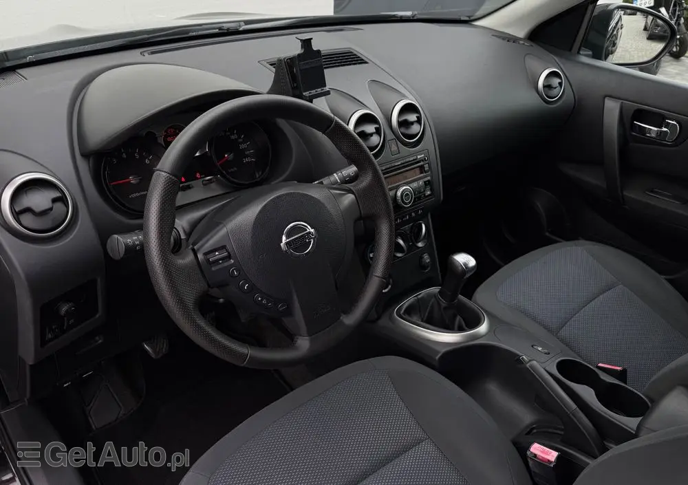 NISSAN Qashqai 1.6 Visia