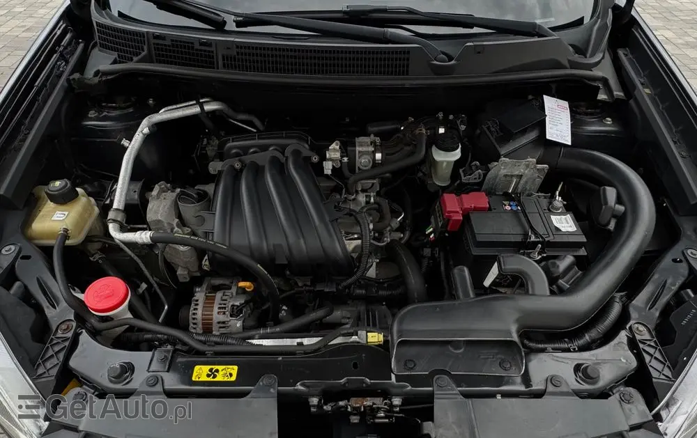 NISSAN Qashqai 1.6 Visia