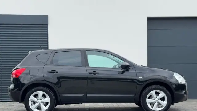 NISSAN Qashqai 1.6 Visia