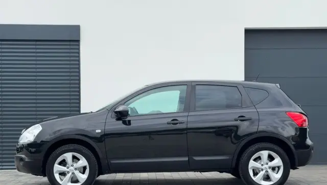NISSAN Qashqai 1.6 Visia