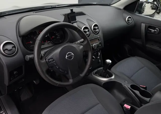 NISSAN Qashqai 1.6 Visia