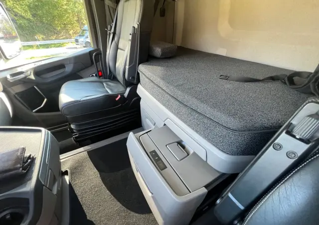 SCANIA Scania R540 hydraulika z Niemiec stan pełna opcja Cały na poduszce 