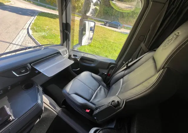 SCANIA Scania R540 hydraulika z Niemiec stan pełna opcja Cały na poduszce 