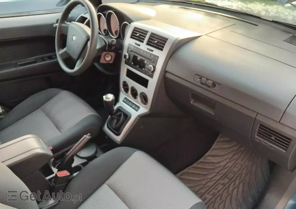 DODGE Caliber 1.8 SE