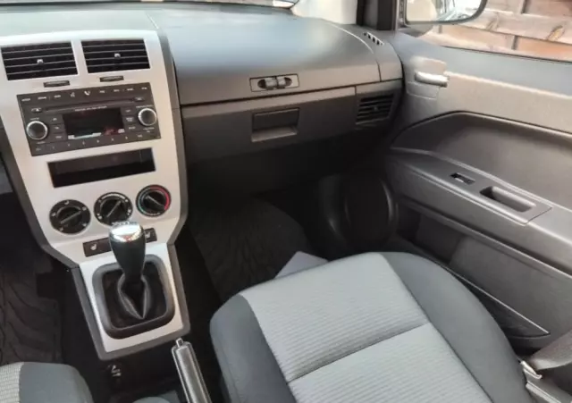 DODGE Caliber 1.8 SE