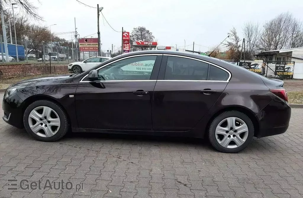 OPEL Insignia 