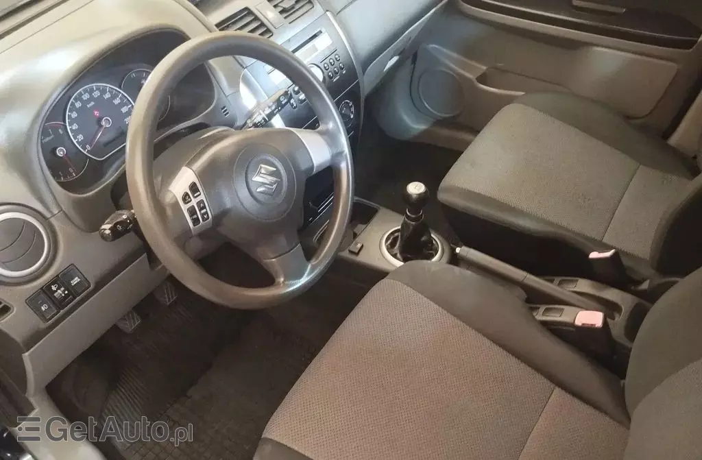 SUZUKI SX4 
