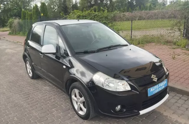 SUZUKI SX4 