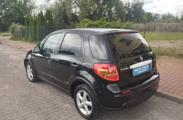 SUZUKI SX4 