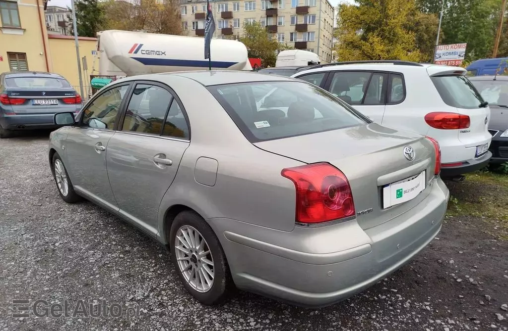 TOYOTA Avensis 2.0 D-4D (116 KM)