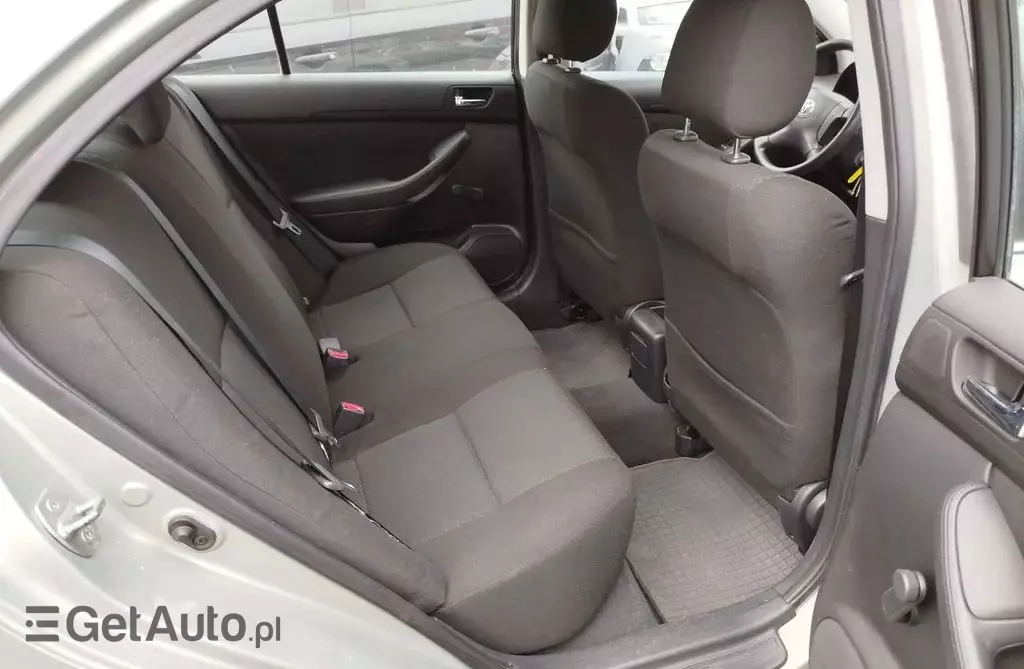 TOYOTA Avensis 2.0 D-4D (116 KM)
