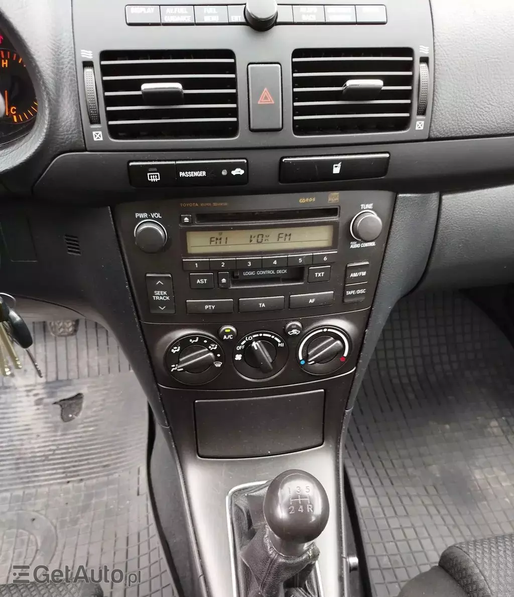 TOYOTA Avensis 2.0 D-4D (116 KM)