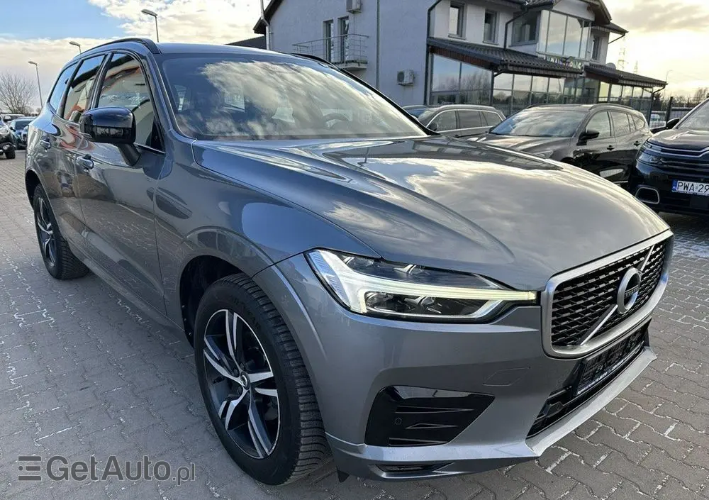 VOLVO XC 60 D4 R-Design