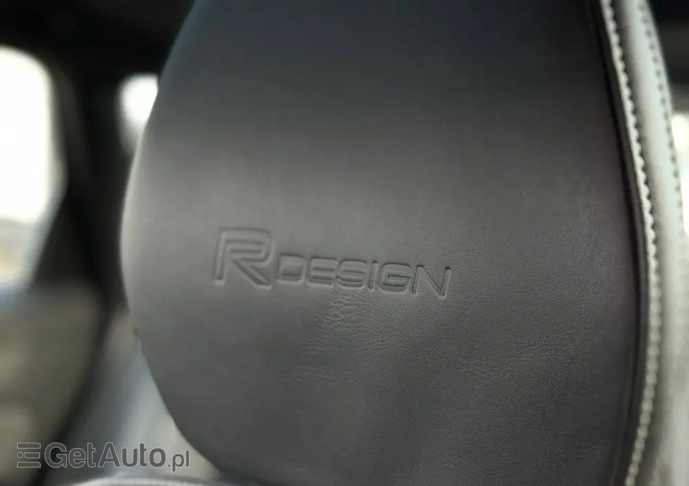 VOLVO XC 60 D4 R-Design