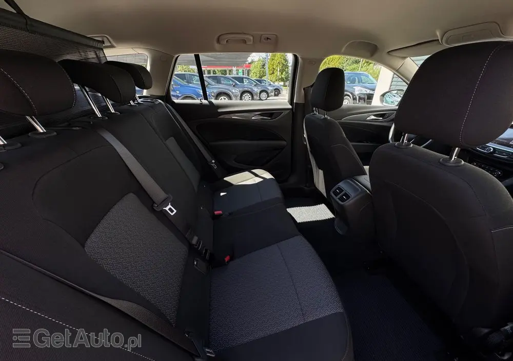 OPEL Insignia 2.0 CDTI Sports Tourer Automatik Business Edition