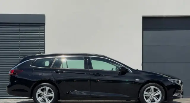 OPEL Insignia 2.0 CDTI Sports Tourer Automatik Business Edition