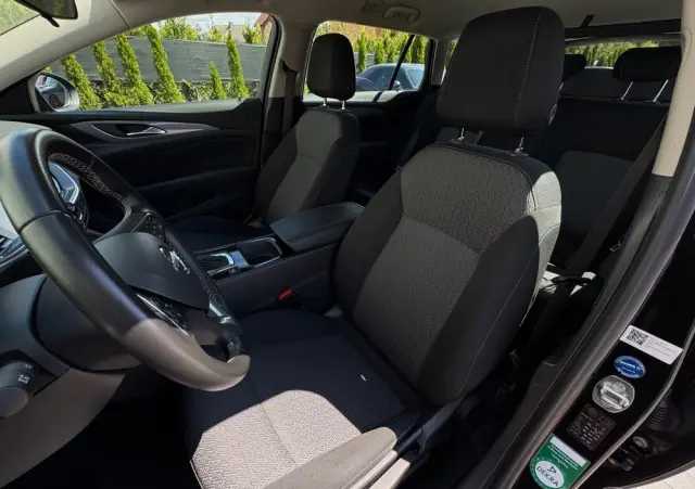 OPEL Insignia 2.0 CDTI Sports Tourer Automatik Business Edition