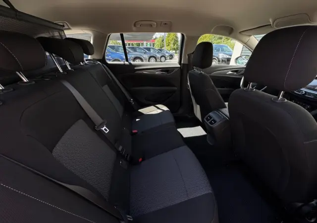OPEL Insignia 2.0 CDTI Sports Tourer Automatik Business Edition