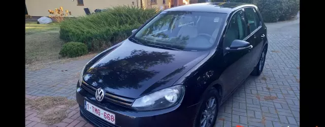 VOLKSWAGEN Golf 1.6 TDI (105 KM)