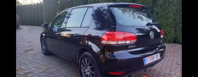 VOLKSWAGEN Golf 1.6 TDI (105 KM)