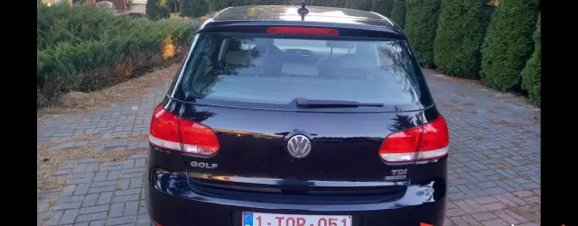 VOLKSWAGEN Golf 1.6 TDI (105 KM)