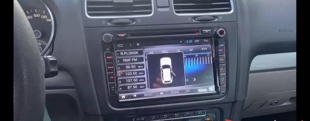 VOLKSWAGEN Golf 1.6 TDI (105 KM)