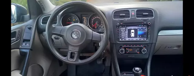 VOLKSWAGEN Golf 1.6 TDI (105 KM)
