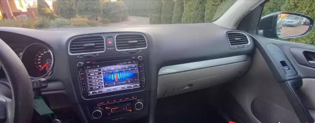 VOLKSWAGEN Golf 1.6 TDI (105 KM)