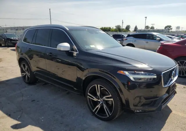 VOLVO XC 90 T6 AWD Geartronic RDesign