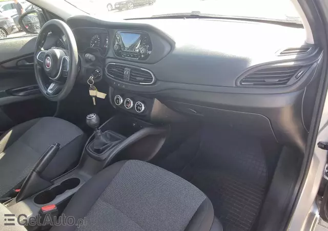FIAT Tipo 1.4 16v Easy EU6d