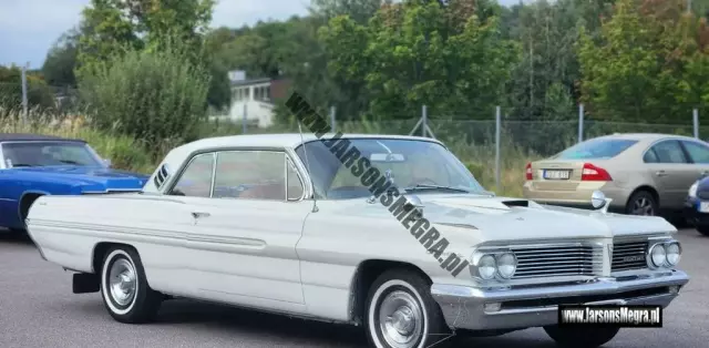 PONTIAC 2347 2 D Coupe 