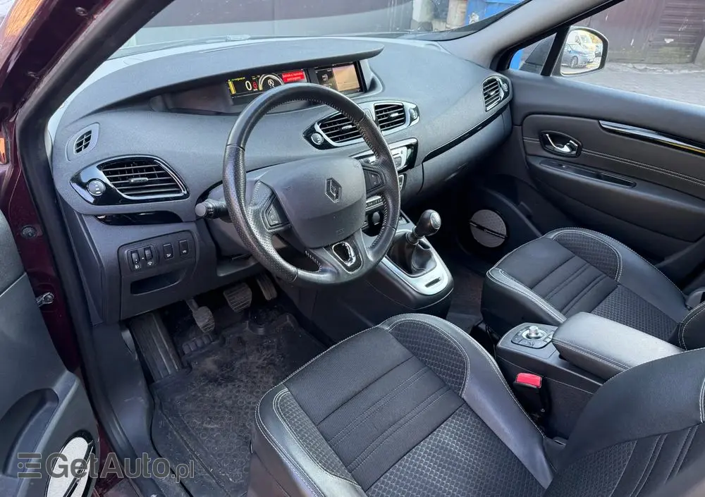 RENAULT Scenic Energy TCe 115 S&S Xmod Bose Edition