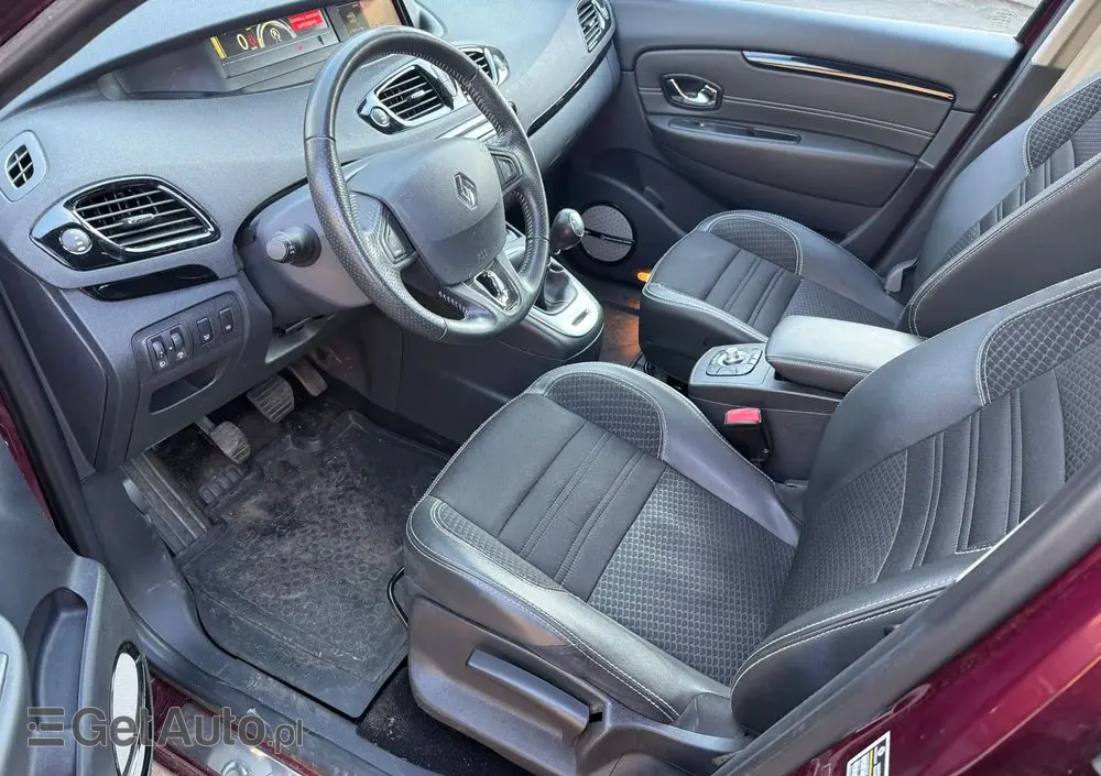 RENAULT Scenic Energy TCe 115 S&S Xmod Bose Edition