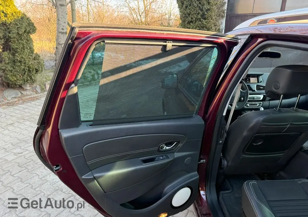 RENAULT Scenic Energy TCe 115 S&S Xmod Bose Edition